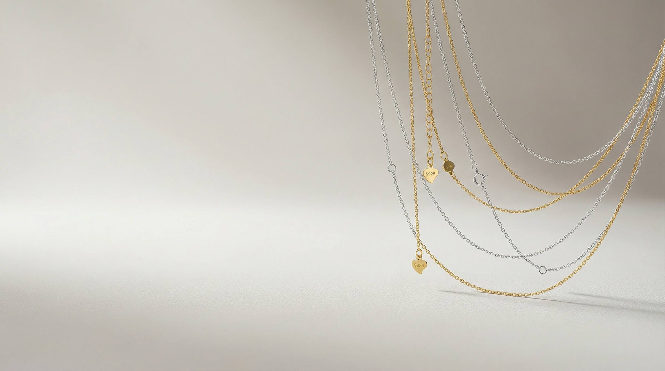 freepik__luxury-ultrarealistic-website-banner-for-a-belly-b__46027